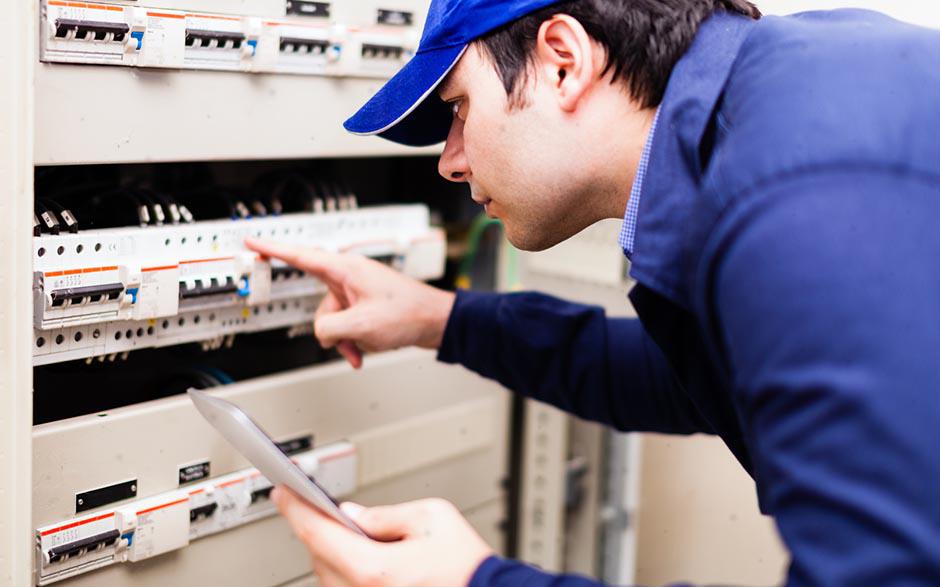 devis travaux électricité Cergy